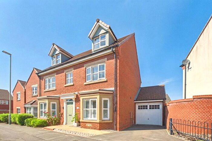 5 Bedroom Detached House For Sale In Brize Avenue Kingsway, Quedgeley, GL2