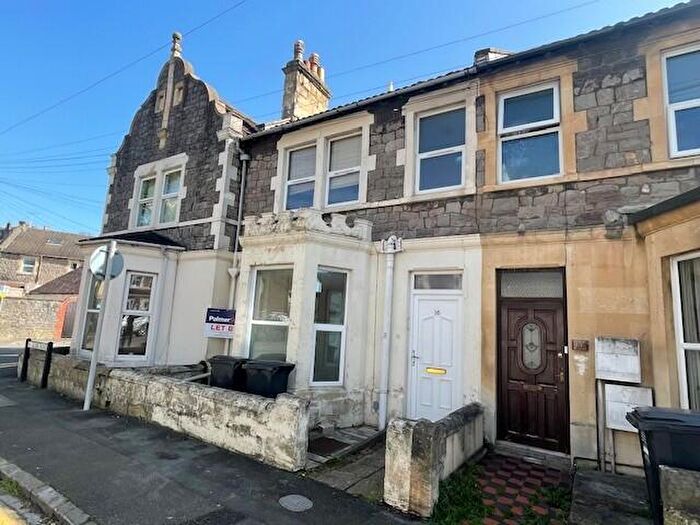 2 Bedroom Flat To Rent In Glebe Road, BS23