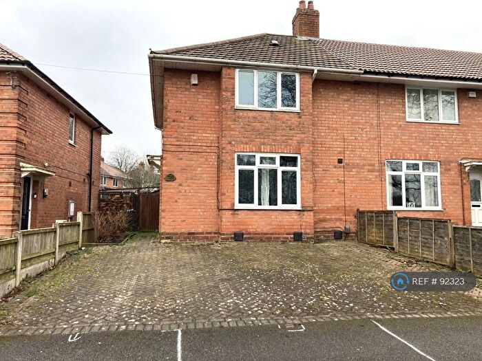 3 Bedroom End Of Terrace House To Rent In Quarry Road, Birmingham, B29