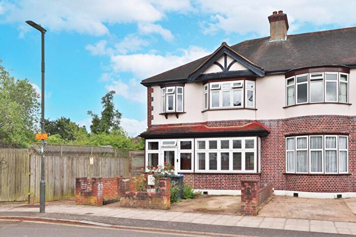 3 Bedroom End Of Terrace House To Rent In Belmont Avenue, New Malden, KT3