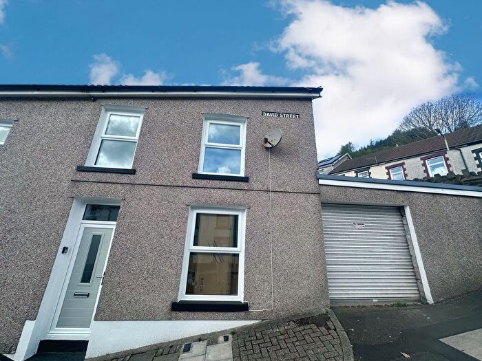 3 Bedroom End Of Terrace House To Rent In David Street, Tonypandy, CF40