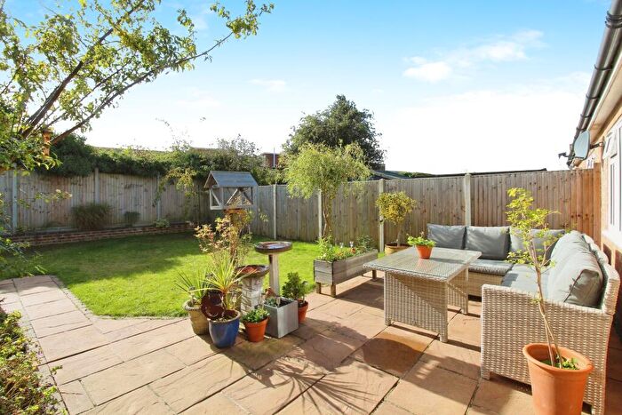 2 Bedroom Bungalow For Sale In Leveson Road, Norwich, NR7