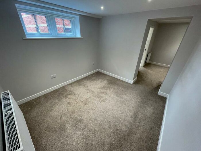 2 Bedroom Flat To Rent In The Old School, Reynoldson Street, Hull, HU5