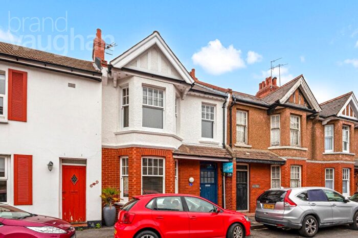 3 Bedroom Terraced House For Sale In Middle Road, Brighton, East Sussex, BN1