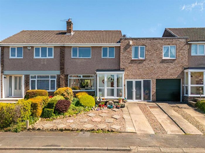 4 Bedroom Detached House For Sale In Birkdene, Stocksfield, NE43