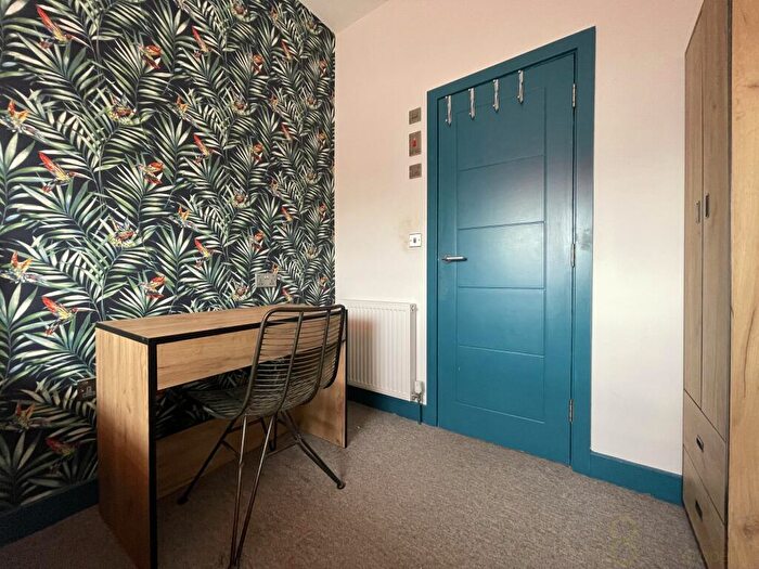 1 Bedroom Semi-Detached House To Rent In Lansdowne Place, Hove, BN3