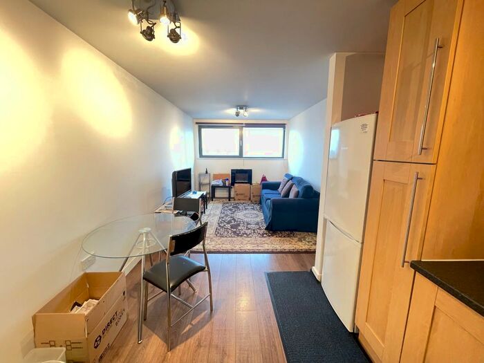 1 Bedroom Flat To Rent In Savoy Court, London HA2