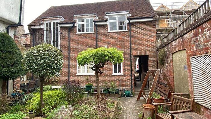 2 Bedroom Detached House To Rent In Castle Ditch Lane, Lewes, East Sussex, BN7