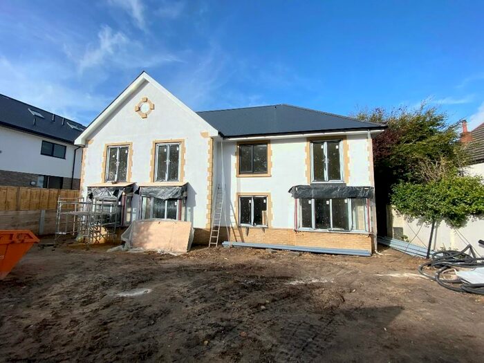 3 Bedroom Town House To Rent In Carbery Avenue, Bournemouth, Dorset, BH6