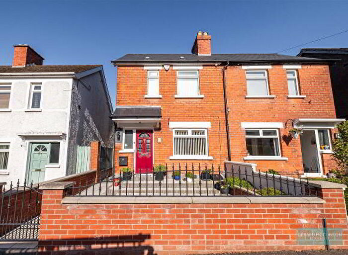 3 Bedroom Semi-Detached House For Sale In Dunraven Park, Belfast, BT5