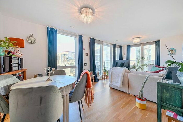 2 Bedroom Flat To Rent In Trico House, Brentford, TW8