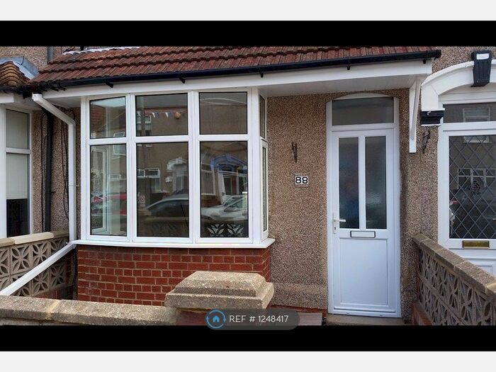 3 Bedroom Terraced House To Rent In Crowhill Avenue, Cleethorpes DN35