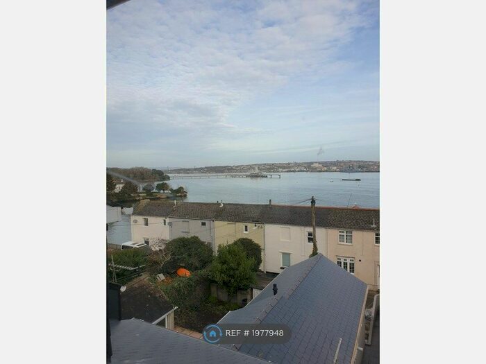 3 Bedroom Maisonette To Rent In Macey Street, Torpoint, PL11