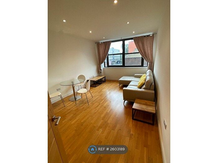 1 Bedroom Flat To Rent In Scimitar House, Romford, RM1