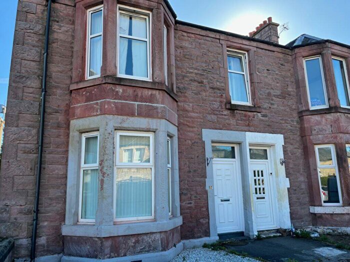 2 Bedroom Flat To Rent In Shaftesbury Street, Alloa, FK10
