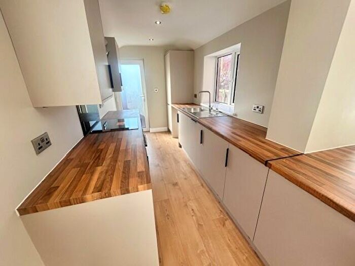 3 Bedroom Semi Detached House To Rent In Galway Avenue, Blackpool, FY2