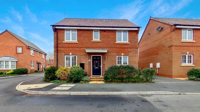 3 Bedroom Detached House To Rent In Clifton Drive, Littleover, Derby, Derbyshire, DE23