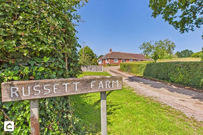 4 Bedroom Detached Bungalow For Sale In Woodchurch, Woodchurch, Ashford, Kent, TN26