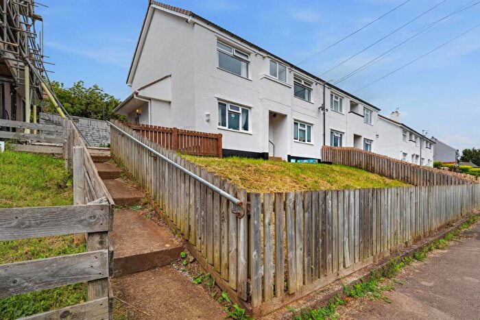 2 Bedroom Flat For Sale In Upland Drive, Trevethin, Pontypool, NP4