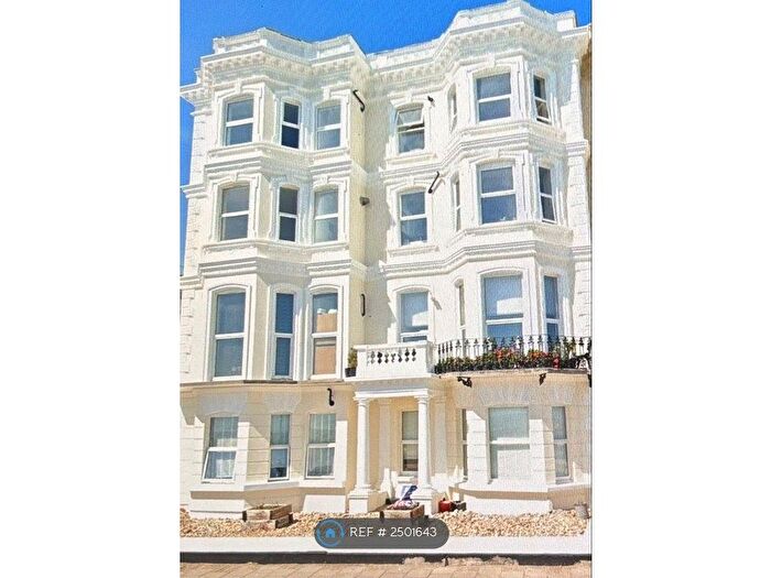 2 Bedroom Flat To Rent In Marine Parade, Worthing, BN11
