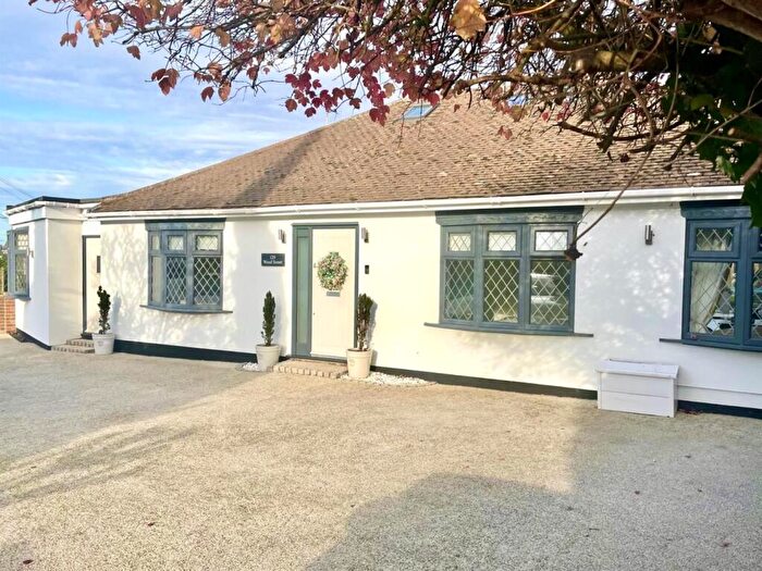 4 Bedroom Detached House For Sale In Wood Street, Chelmsford, CM2