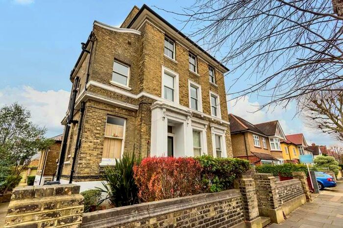 1 Bedroom Apartment To Rent In Surbiton, Greater London, KT6