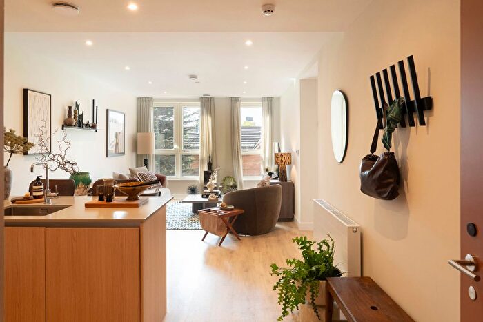 1 Bedroom Flat To Rent In Biscuit Walk, Bermondsey, London, SE16