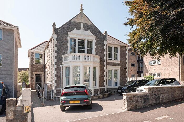 18 Bedroom Detached House For Sale In Grove Park Road, Weston-Super-Mare, Somerset, BS23