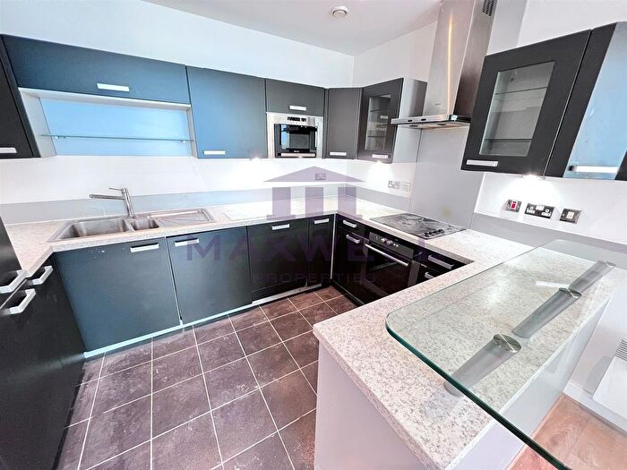 2 Bedroom Flat To Rent In Western Gateway, Royal Victoria, London, E16