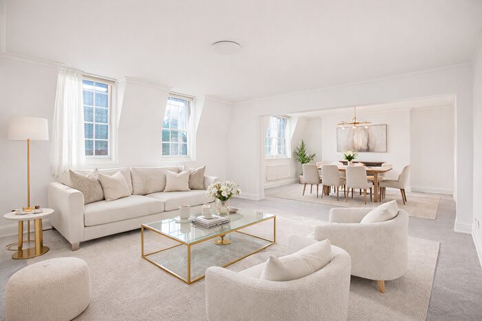 4 Bedroom Flat For Sale In St Mary Abbots Court, Warwick Gardens, London, W14