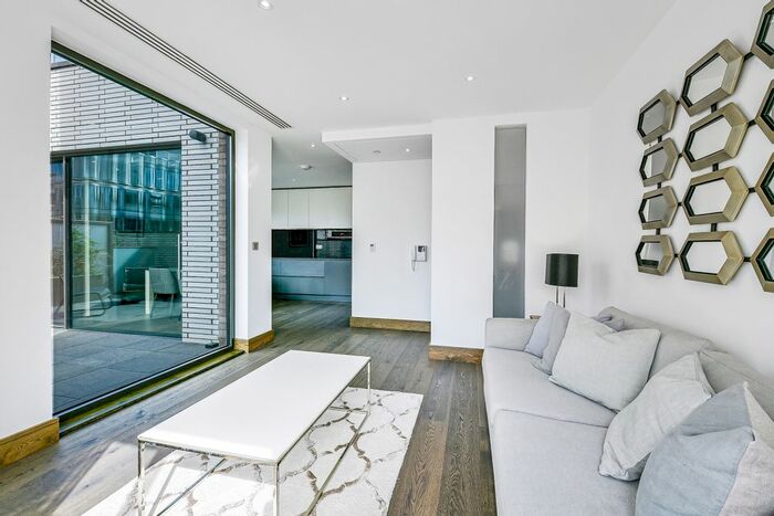 2 Bedroom Flat To Rent In Hanway Gardens, Fitzrovia, W1T