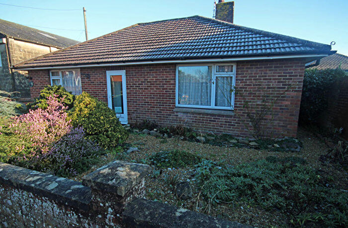 2 Bedroom Bungalow For Sale In Albion Road, Fordingbridge, SP6