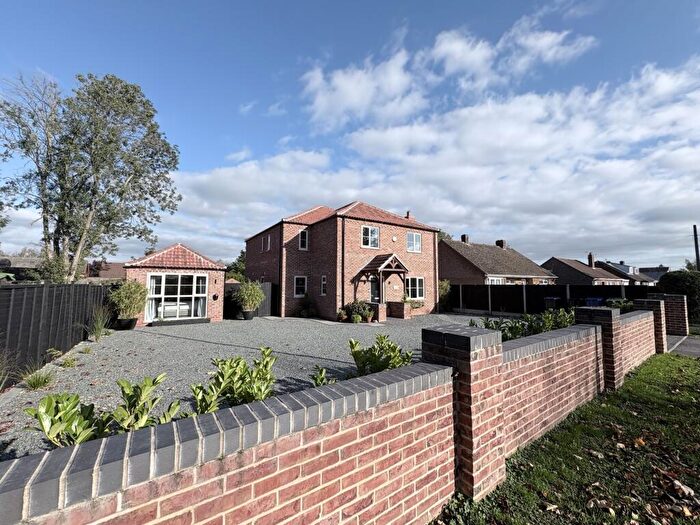 4 Bedroom Detached House For Sale In Croft Lane, Cherry Willingham, LN3