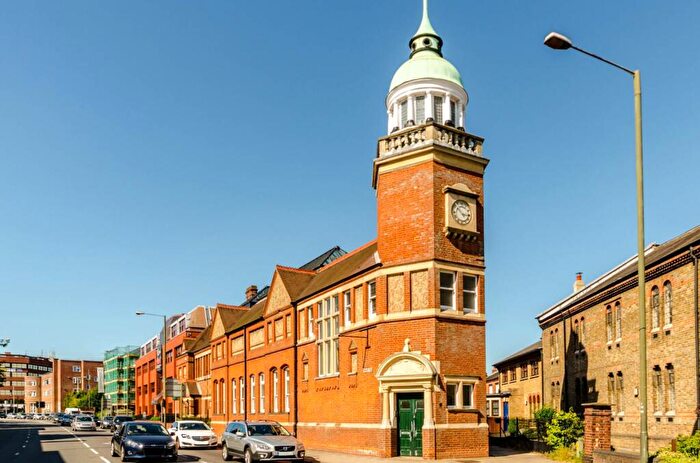 2 Bedroom Flat To Rent In Tweedy Road, Bromley, BR1