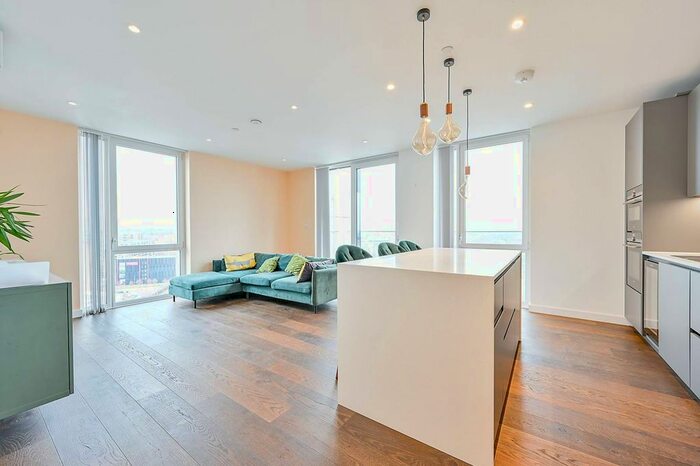 2 Bedroom Flat To Rent In Bollo Lane, Chiswick, London, W4