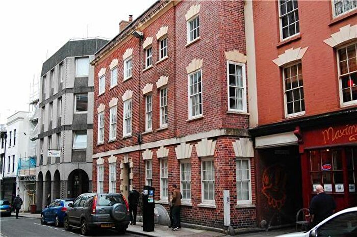 Flat To Rent In Taylors Bank, Broad Street, BS1