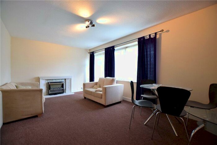 2 Bedroom Apartment To Rent In Wyncliffe Court, Moortown, Leeds, West Yorkshire, LS17
