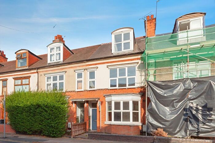7 Bedroom Terraced House For Sale In Fosse Road South, Leicester, Leicestershire, LE3