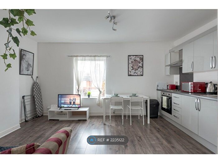 1 Bedroom Flat To Rent In Midland Road, Wellingborough, NN8