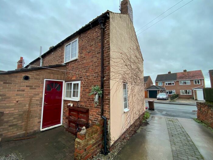 2 Bedroom House To Rent In Little London Lane, Goole, DN14