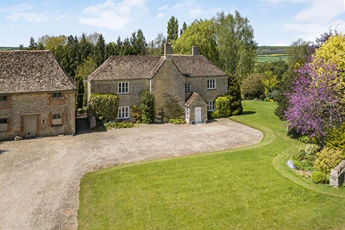 4 Bedroom Farm House To Rent In Cassington, OX29
