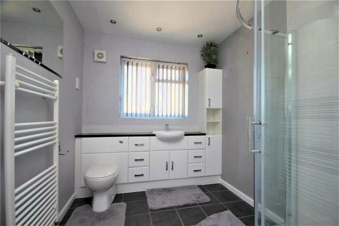 1 Bedroom Apartment To Rent In Old Salts Farm Road, Lancing, West Sussex, BN15