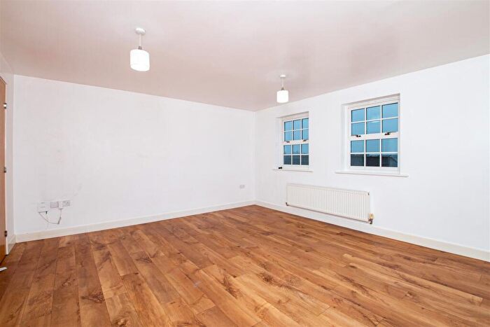 2 Bedroom Apartment To Rent In Swanwick Lane, Broughton, Milton Keynes, MK10