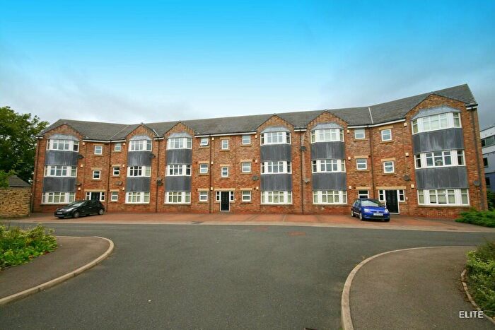 2 Bedroom Apartment To Rent In New Durham Courtyard, Gilesgate, DH1