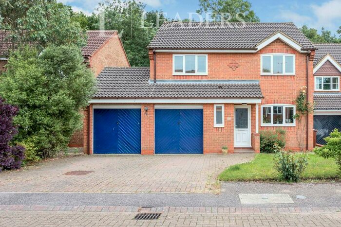4 Bedroom Detached House To Rent In Page Hill, Buckingham, MK18