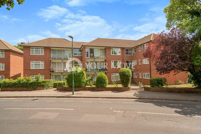 2 Bedroom Flat To Rent In Grange Court, Grange Road, Sutton, SM2