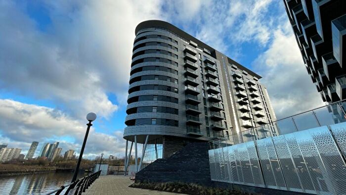 2 Bedroom Apartment For Sale In Pomona Strand, Manchester, Greater Manchester, M16