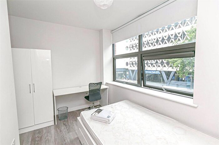 1 Bedroom Apartment To Rent In Crown House, - Prince Street, City Centre, Bristol, BS1