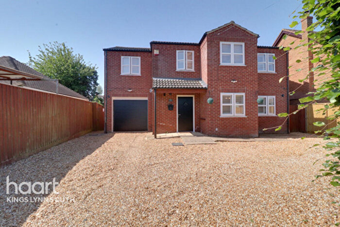 4 Bedroom Detached House For Sale In Little Holme Road, King's Lynn, PE34