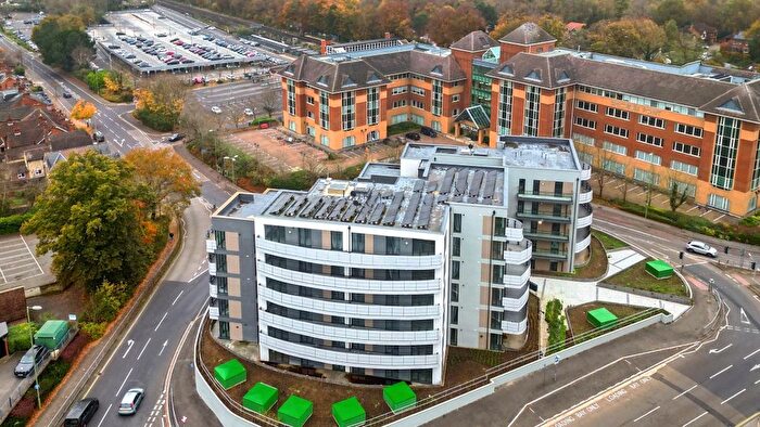 1 Bedroom Flat To Rent In Farnborough Road, Farnborough, GU14